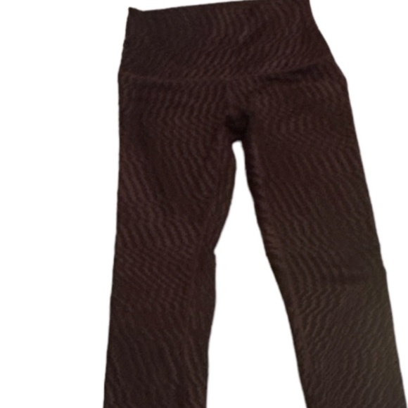 Lululemon Wunder Under Cropped Leggings Burgundy Geometric Pattern Size 6 - Picture 8 of 8